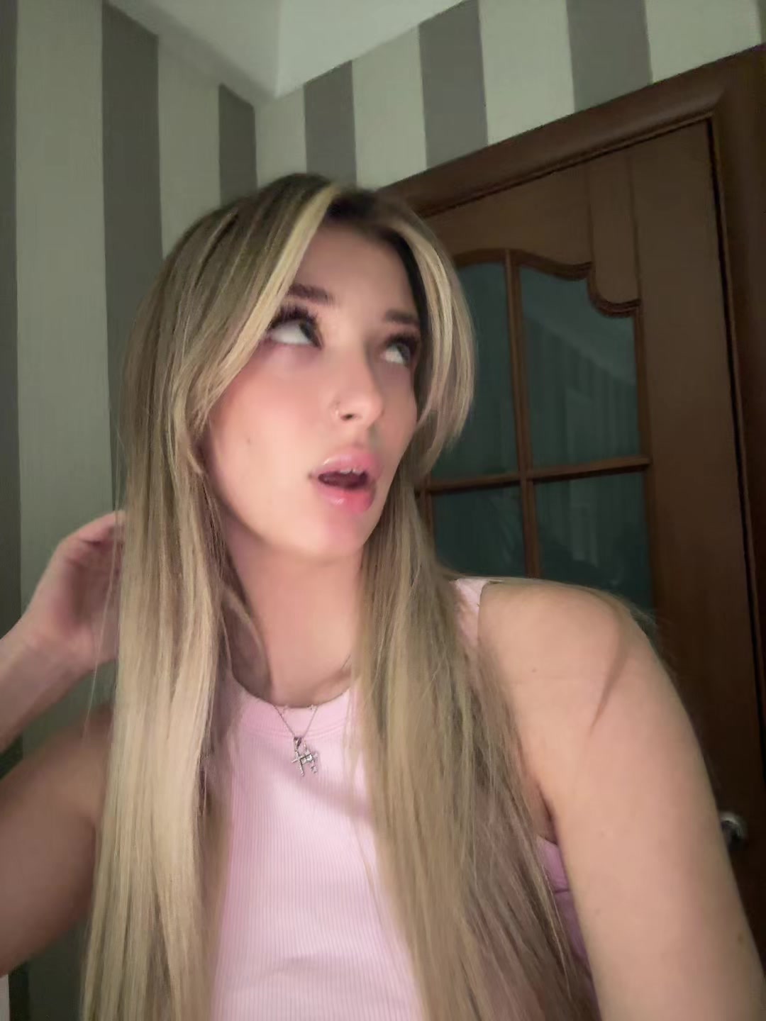 @аняяяя 🪽