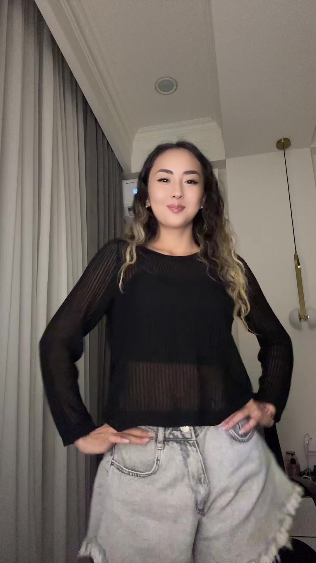 @Elya🫦
