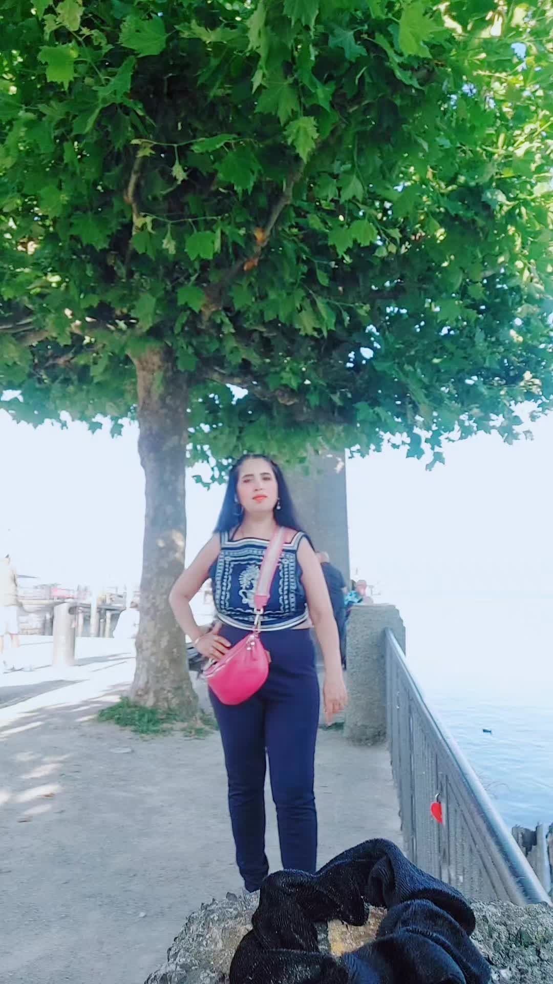@Chandni🇩🇪New
