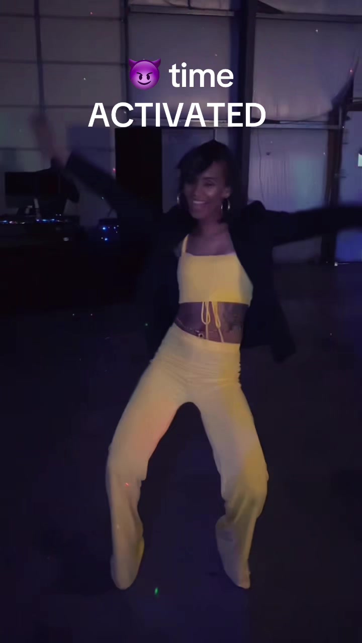 @Mom.TheCrew