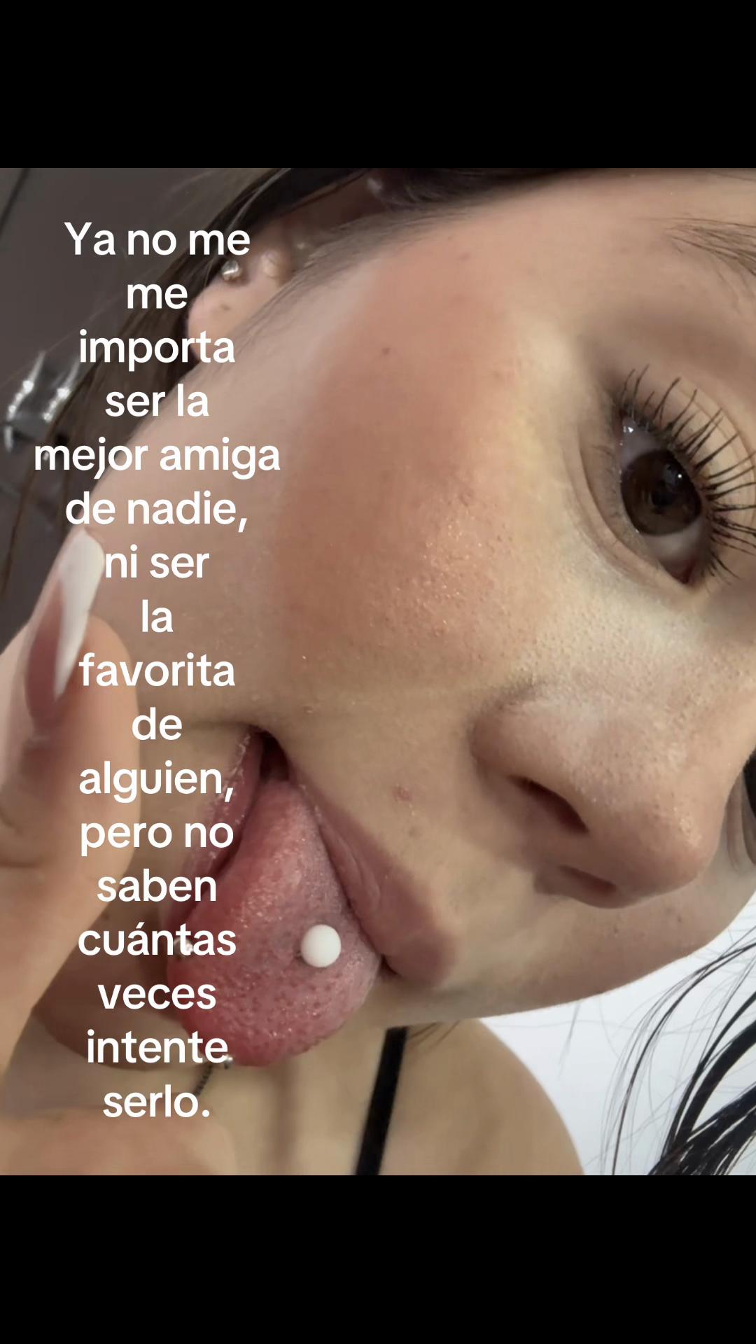 @𝑬𝒎𝒊𝒊𝒍𝒚.