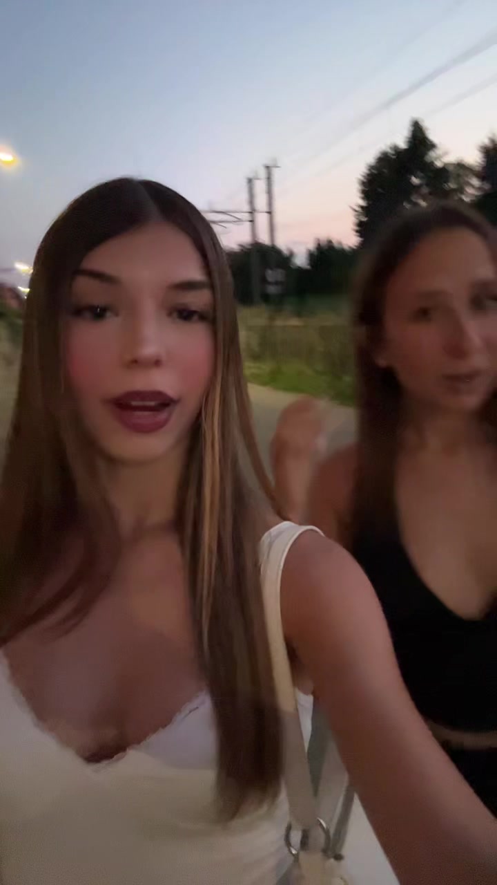 @🥀