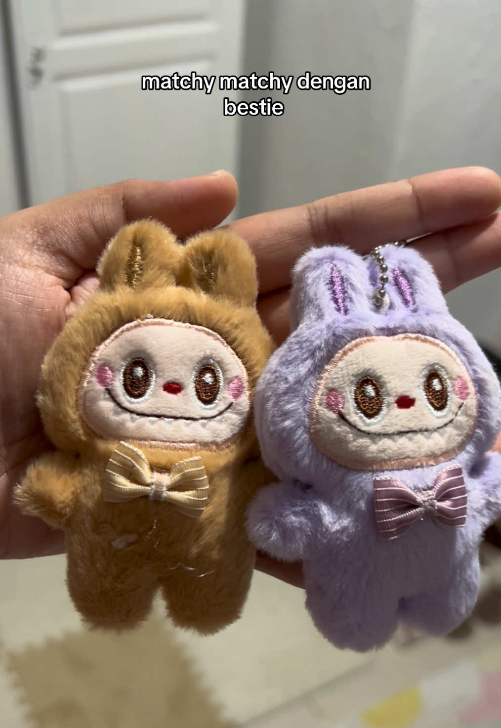 @yiyinnakkaya._
