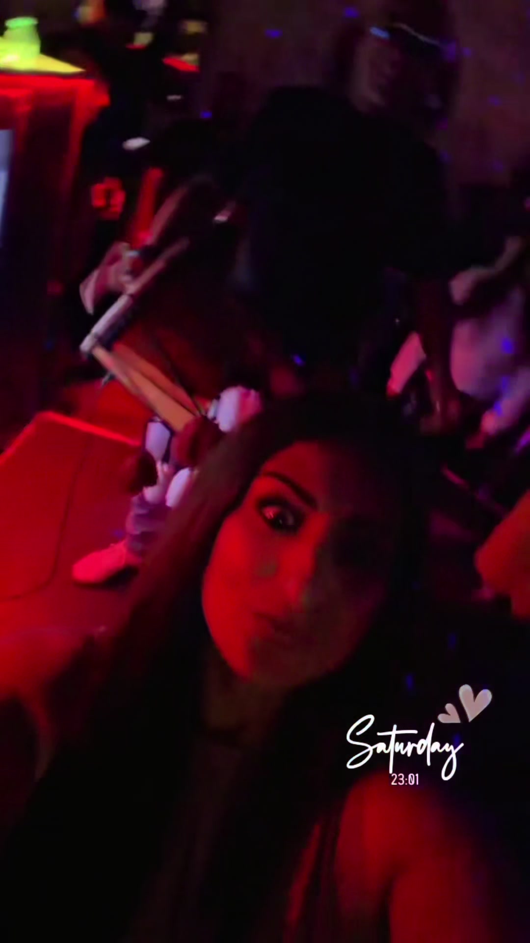 @nicky_kaur
