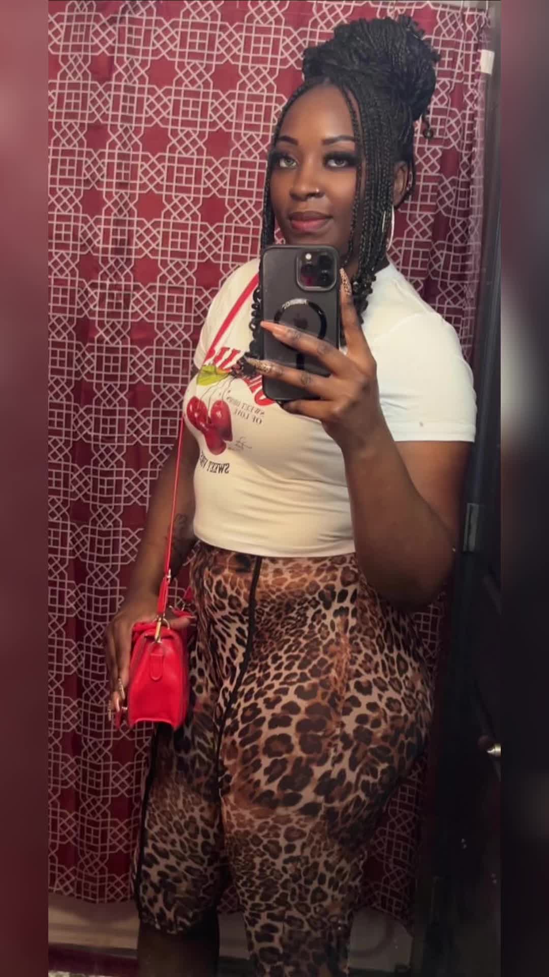 @Whatsyursismine