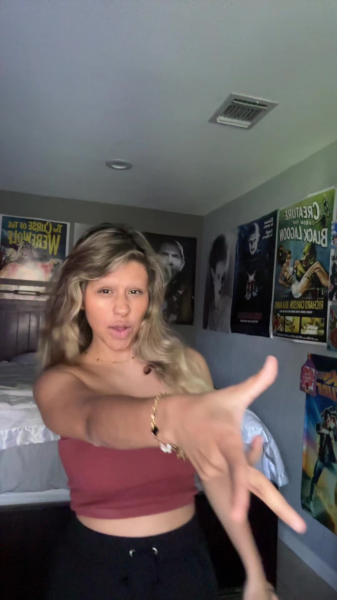 @Jariii