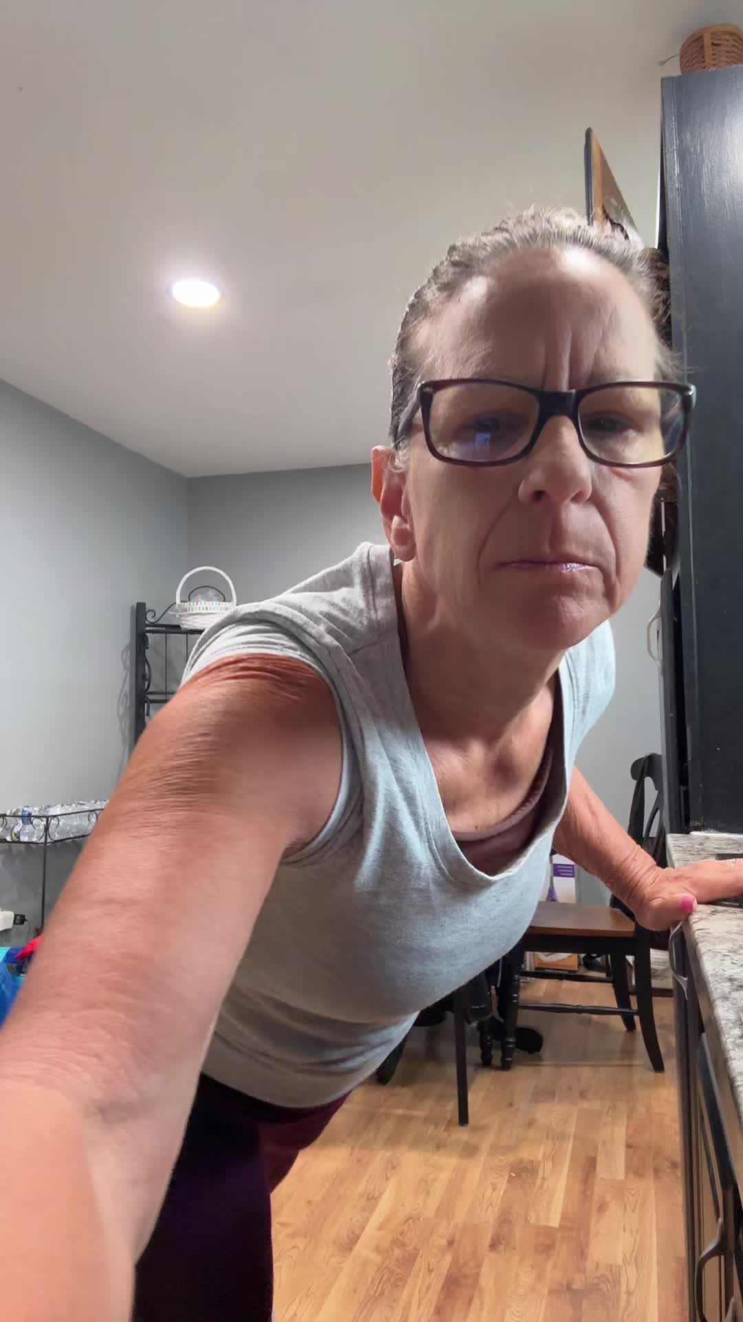 @sharinicholstictoc