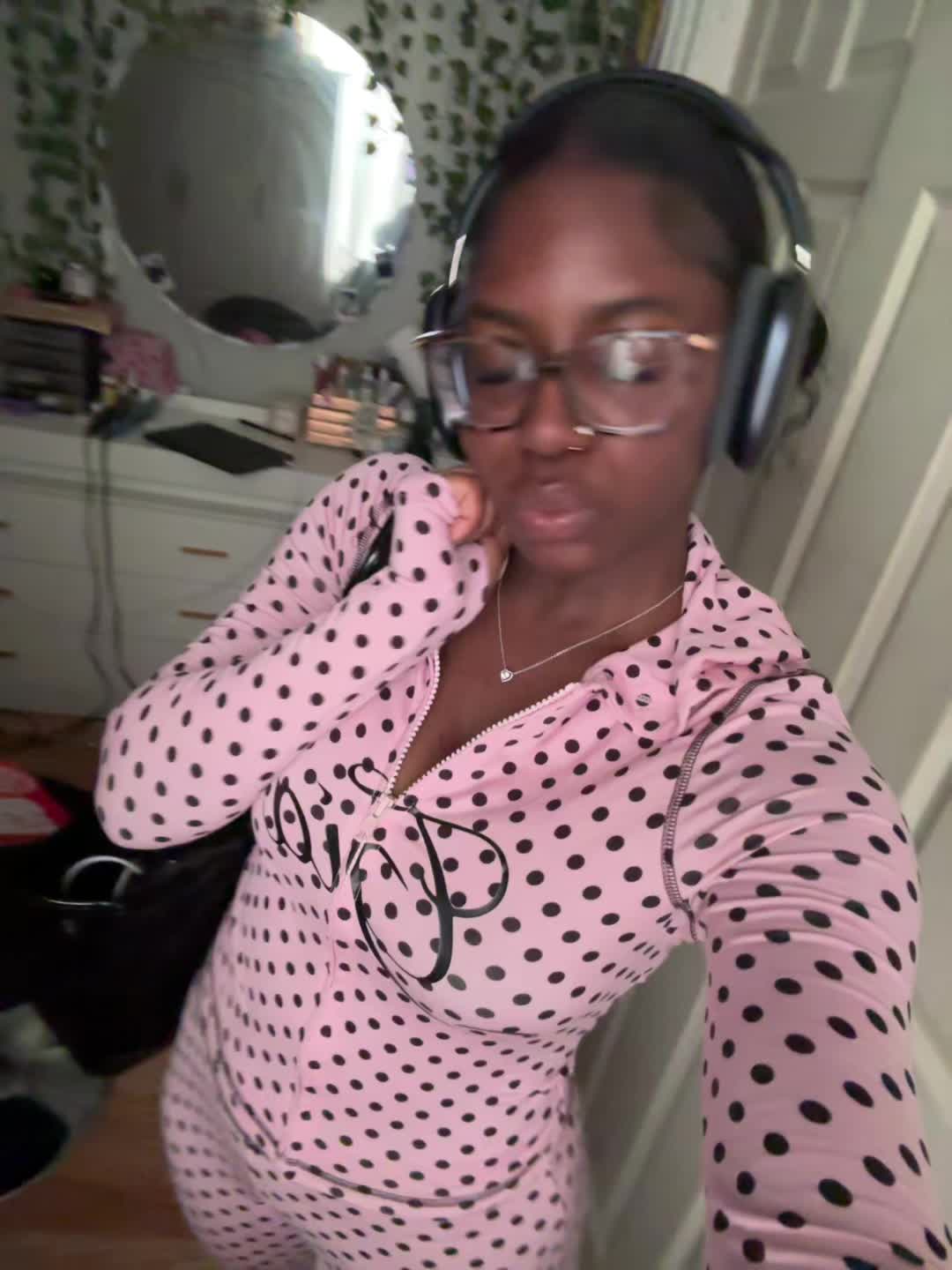 @Tasanee