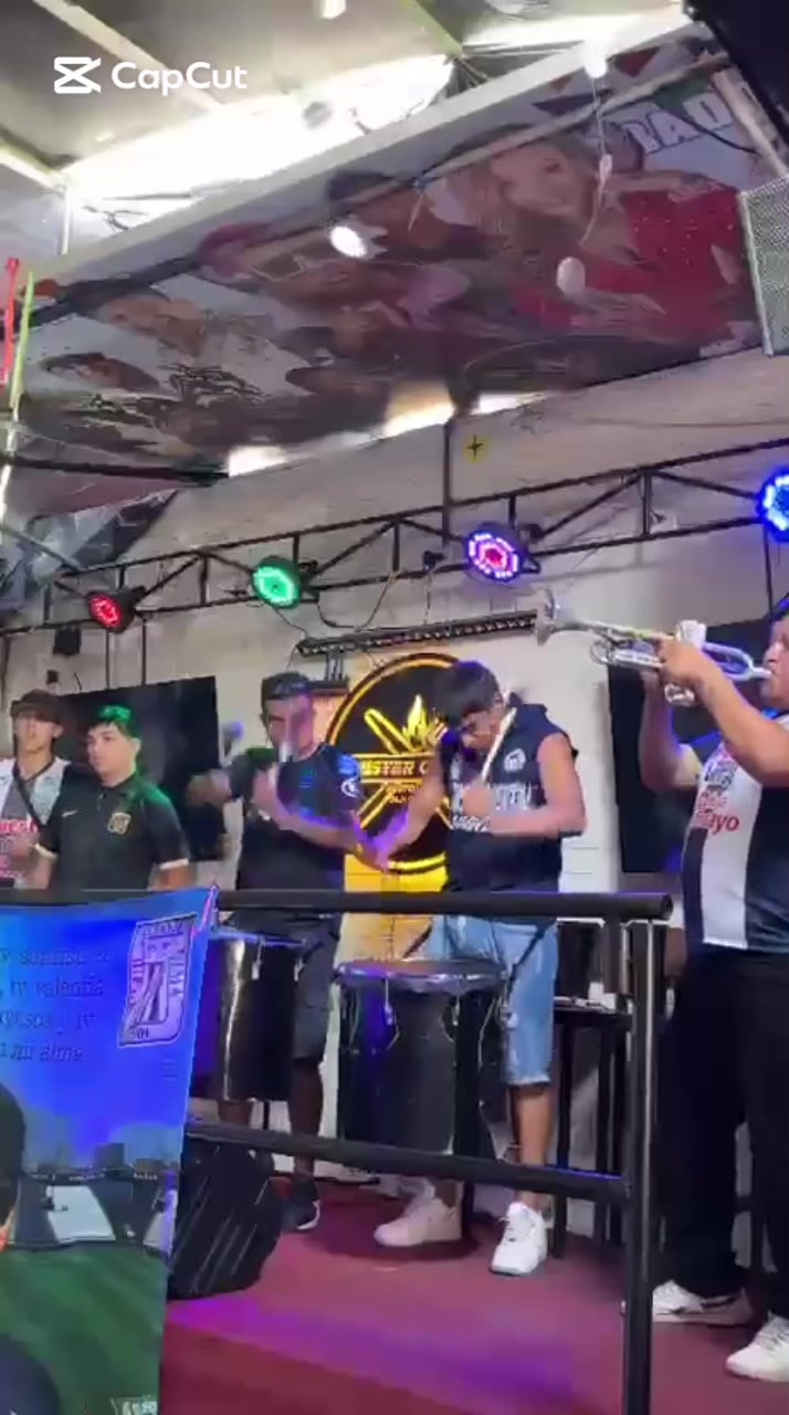 @INSTRVMENTAL BLANQVIAZVL🎺🥁!!