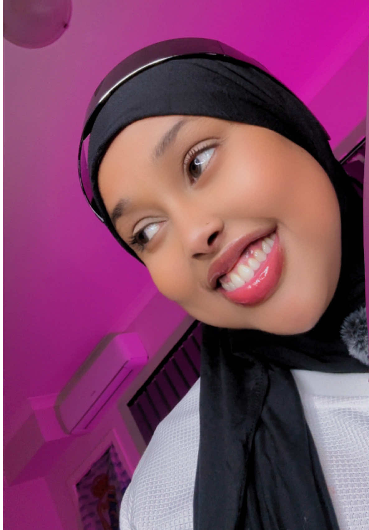 @ZAMZAM BOWLAX👸🏻🇸🇴⚽️💎🗼