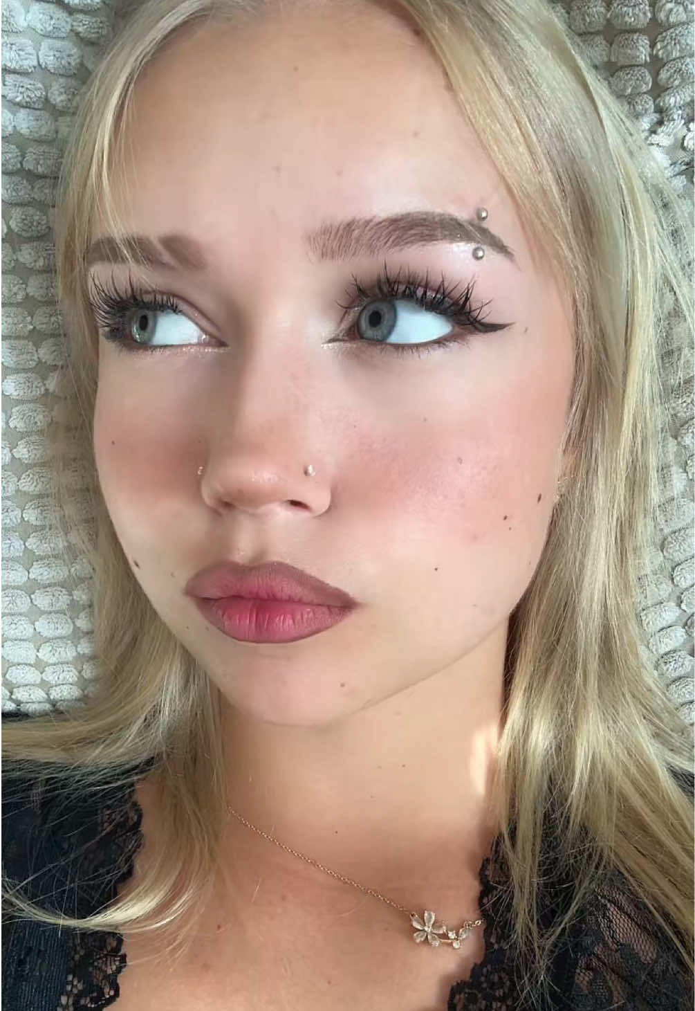 @Lara 💘