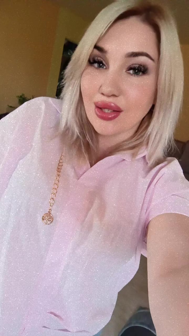 @Anna❤️🔥