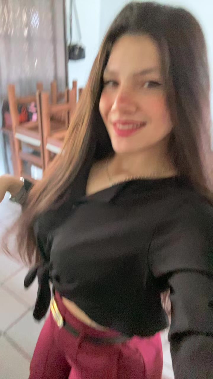 @Correa correa🍓💙❣️✨