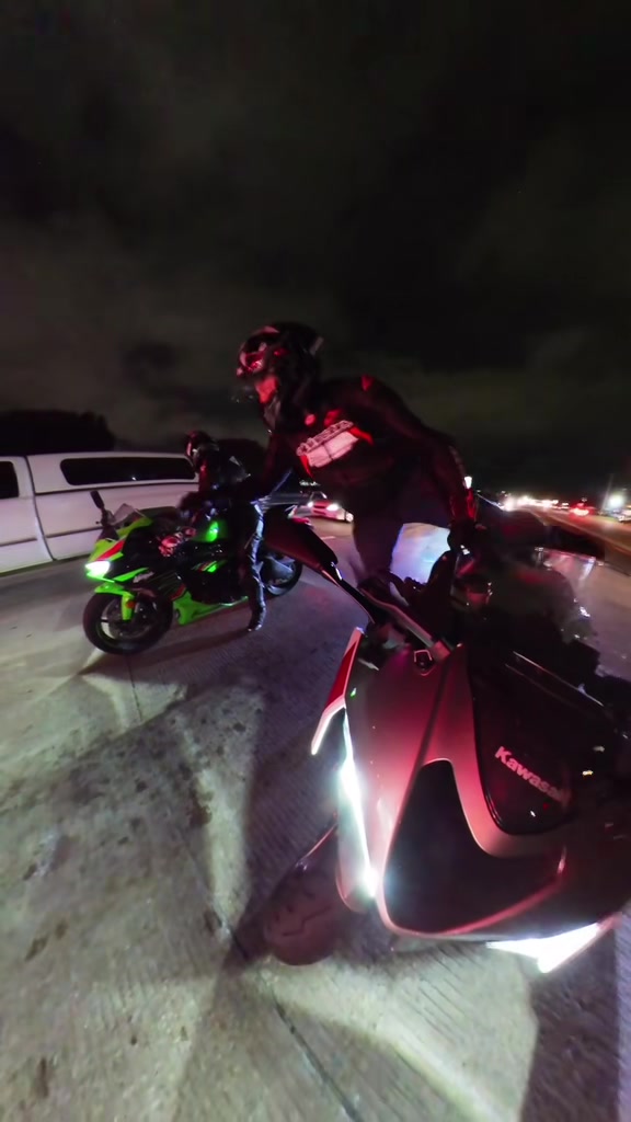 @MotoBros