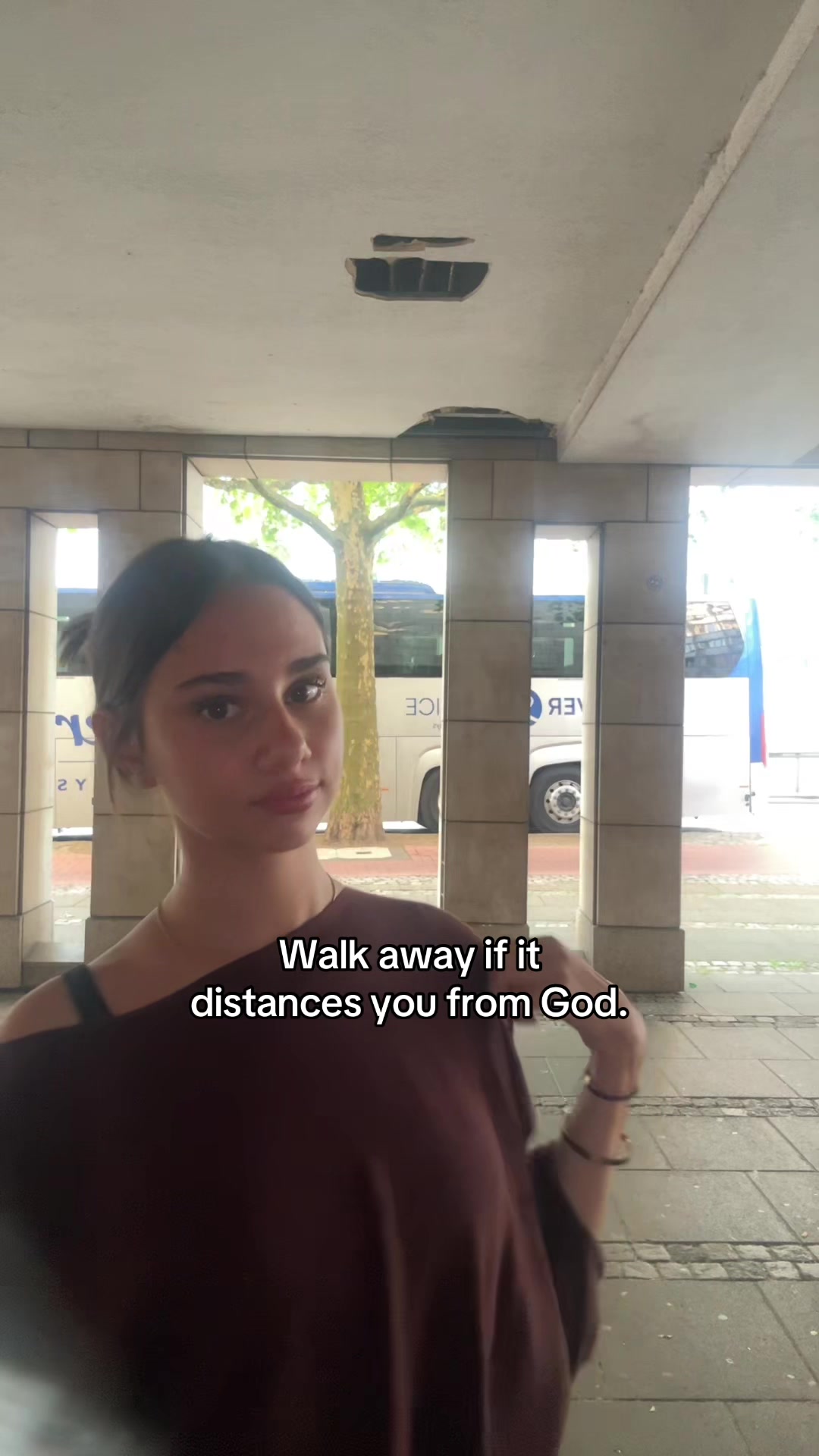 @𝐞