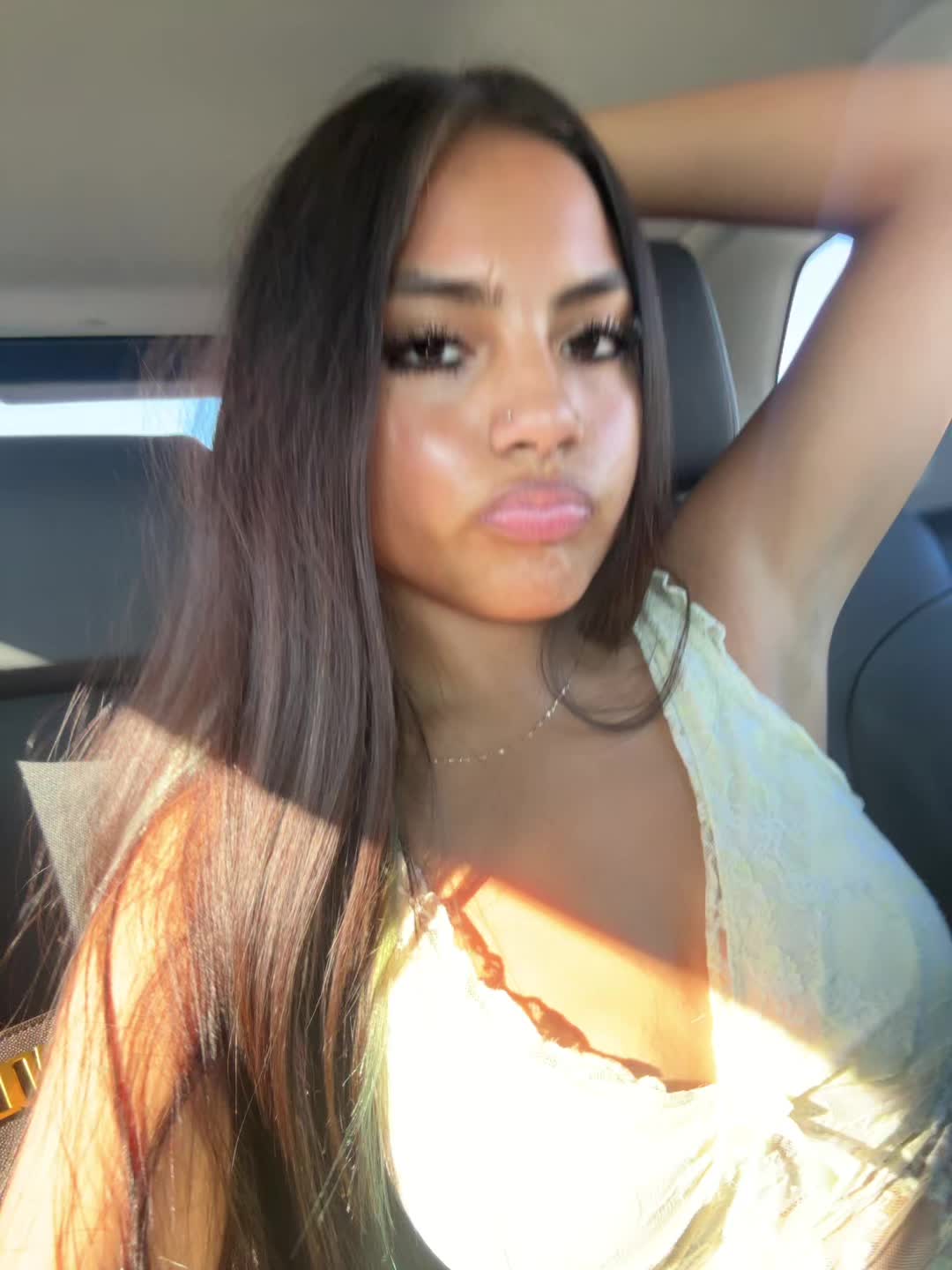 @𝒩ℯ𝓈𝓈𝒶 ꨄ