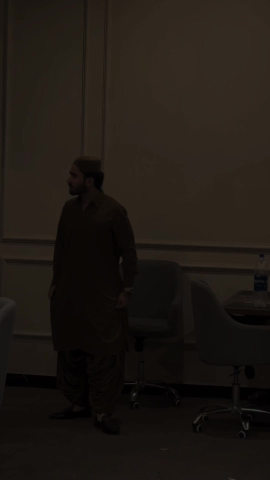 @Meerjat🚩