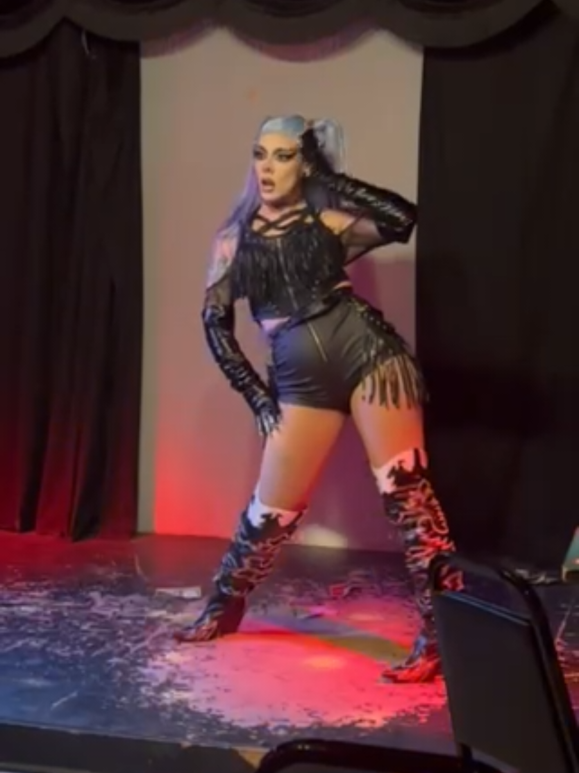 @GothBitchJuice