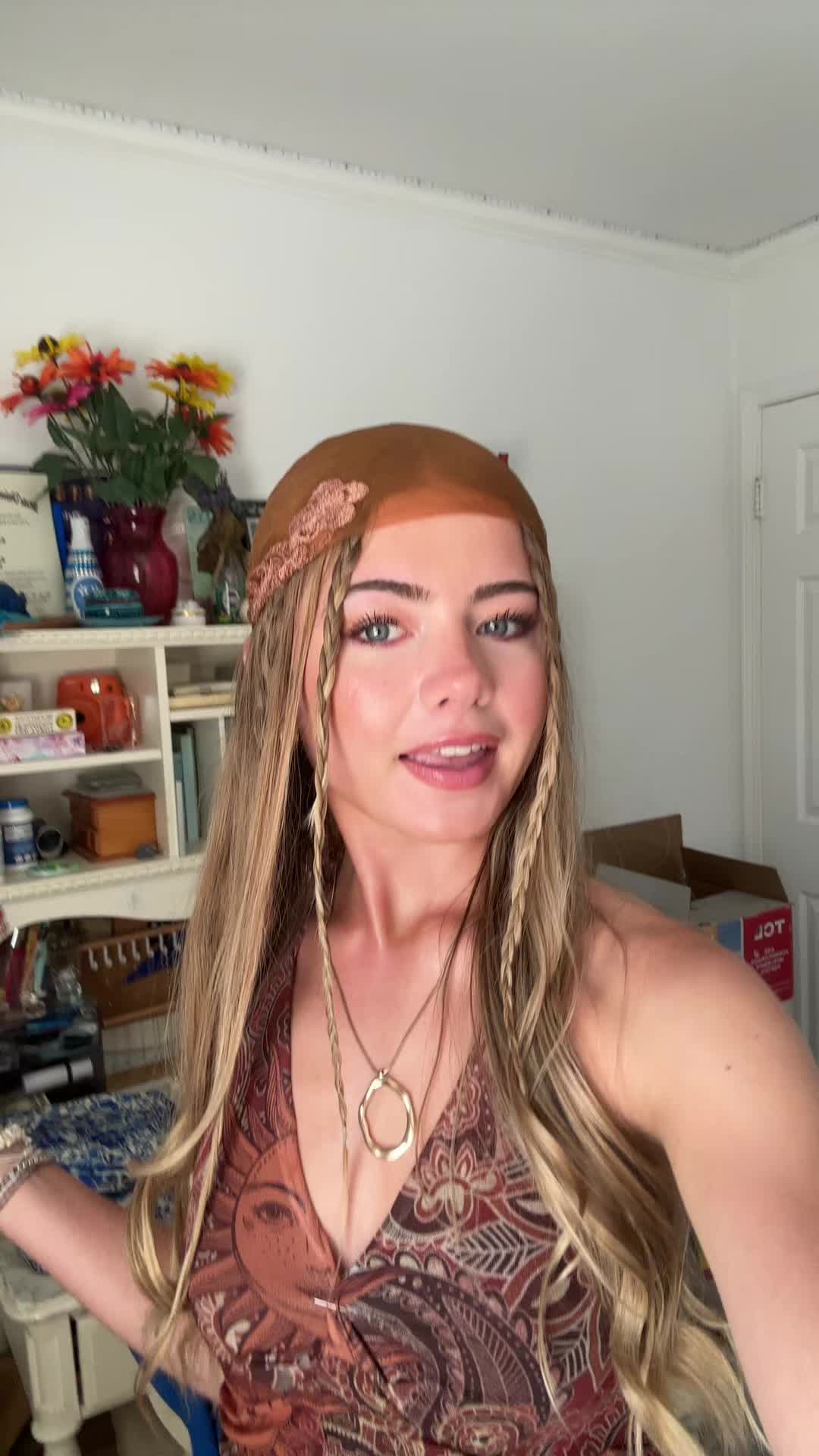@<3