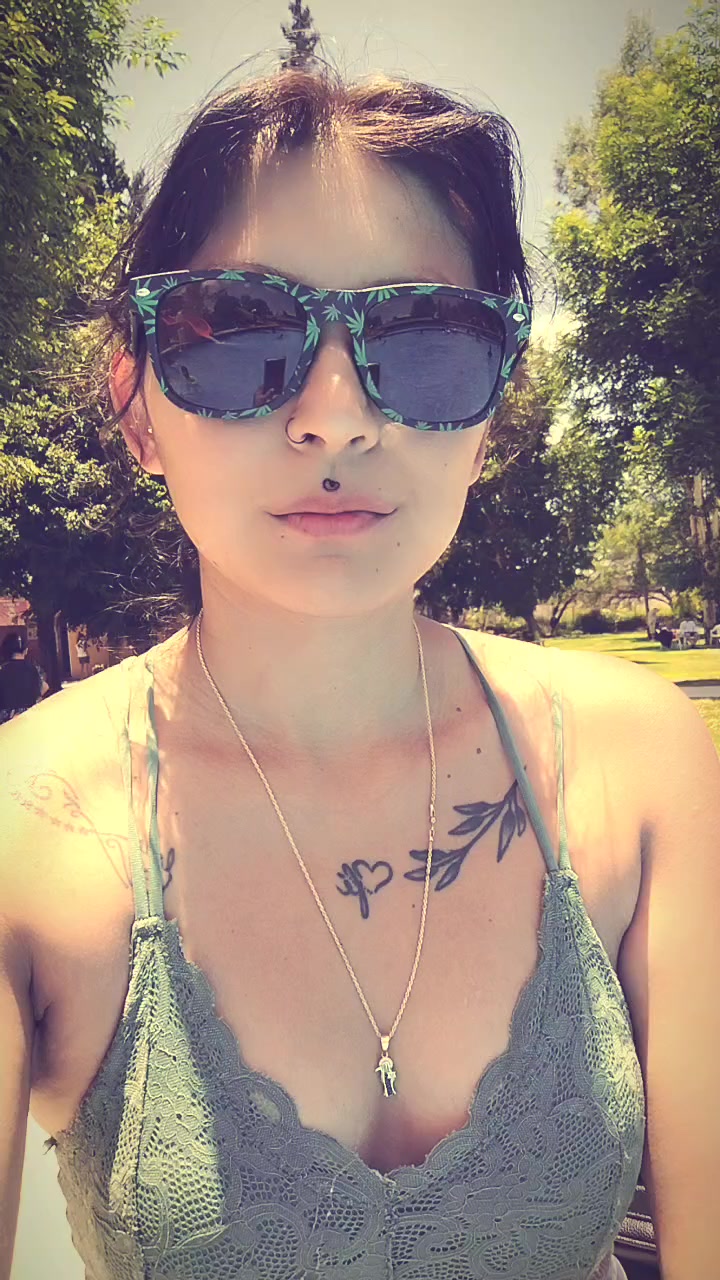 @Valkiria💚😎
