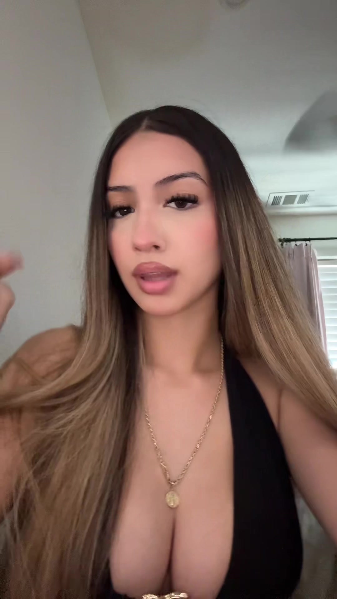 @linabeana