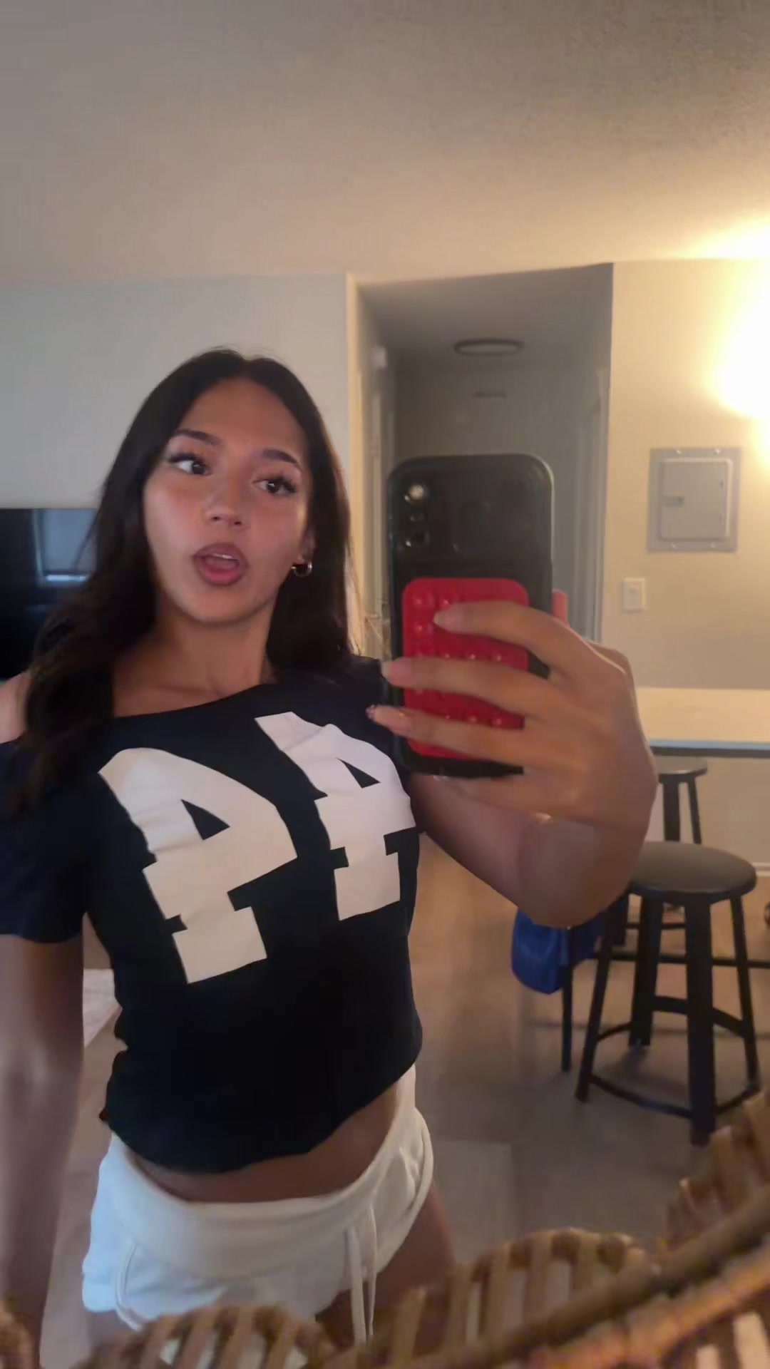@aniah