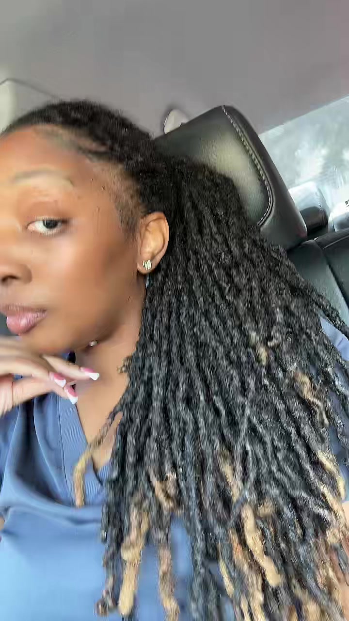 @💞Dionnia(Dee-Ahnuh)💞