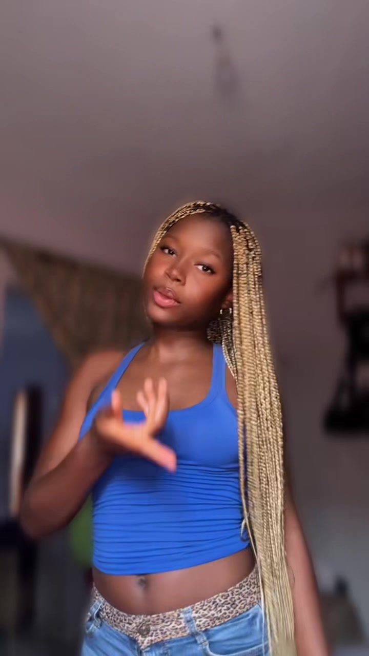 @𝓢𝓸𝓯𝓲𝓪✨
