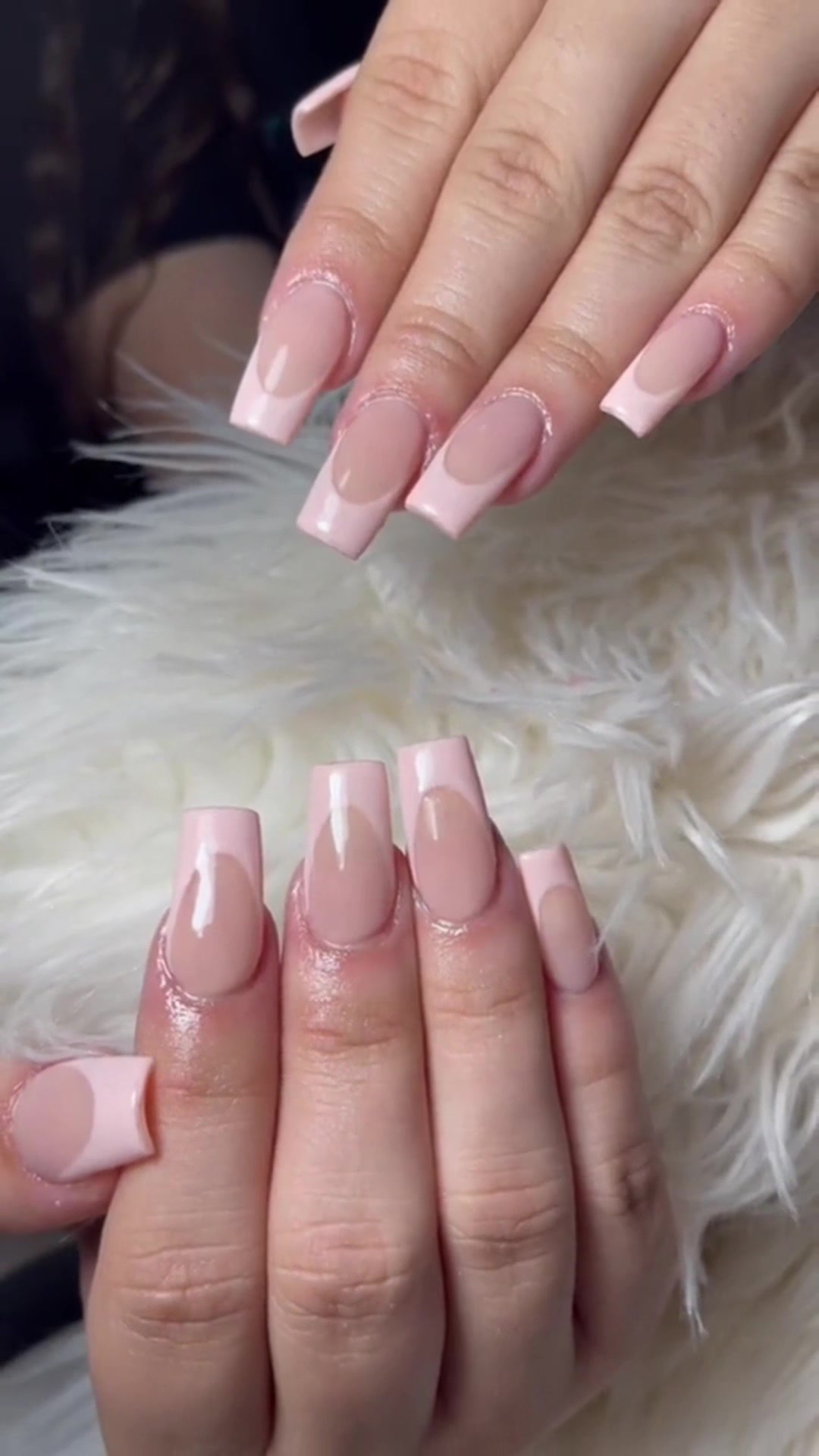 @๐ช๐๐๐๐๐๐
๐๐‘๐ Nails