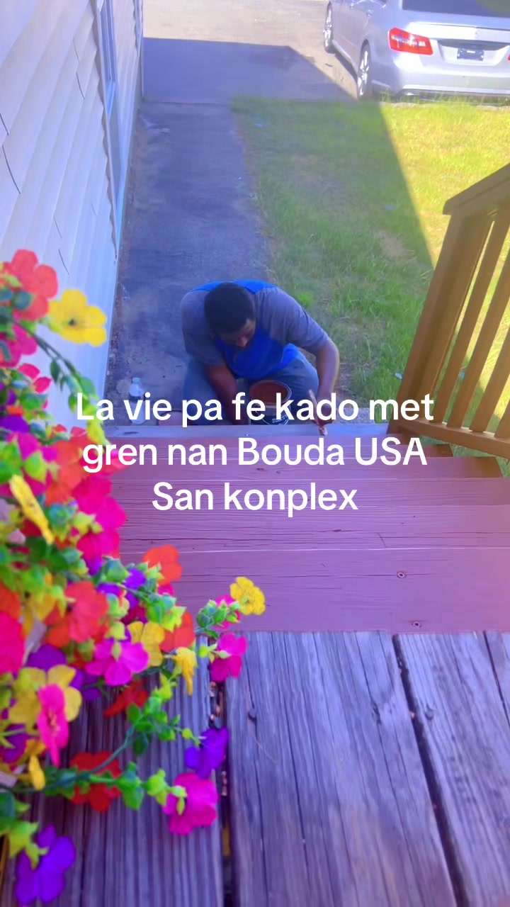 @loulouis77