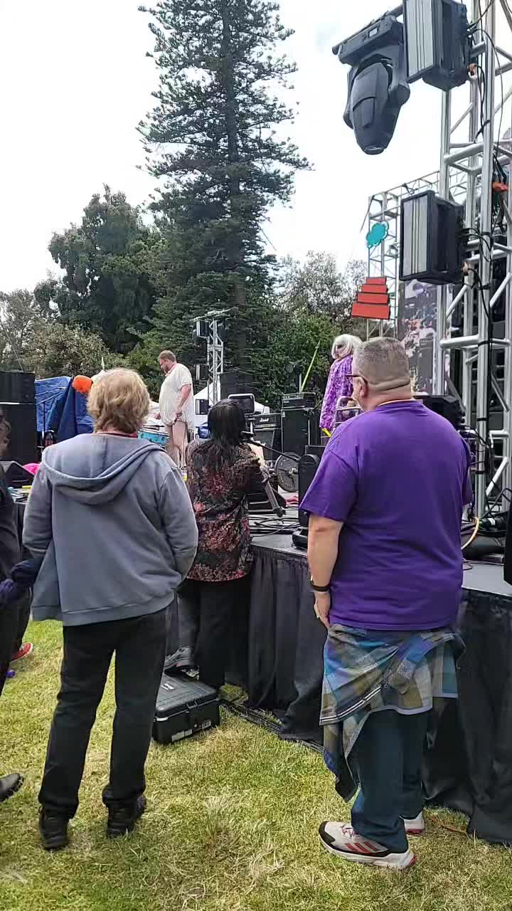 @Kairo_The_Alien