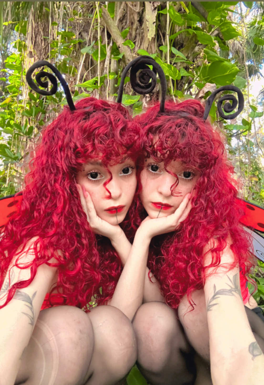 @ehllo.twins