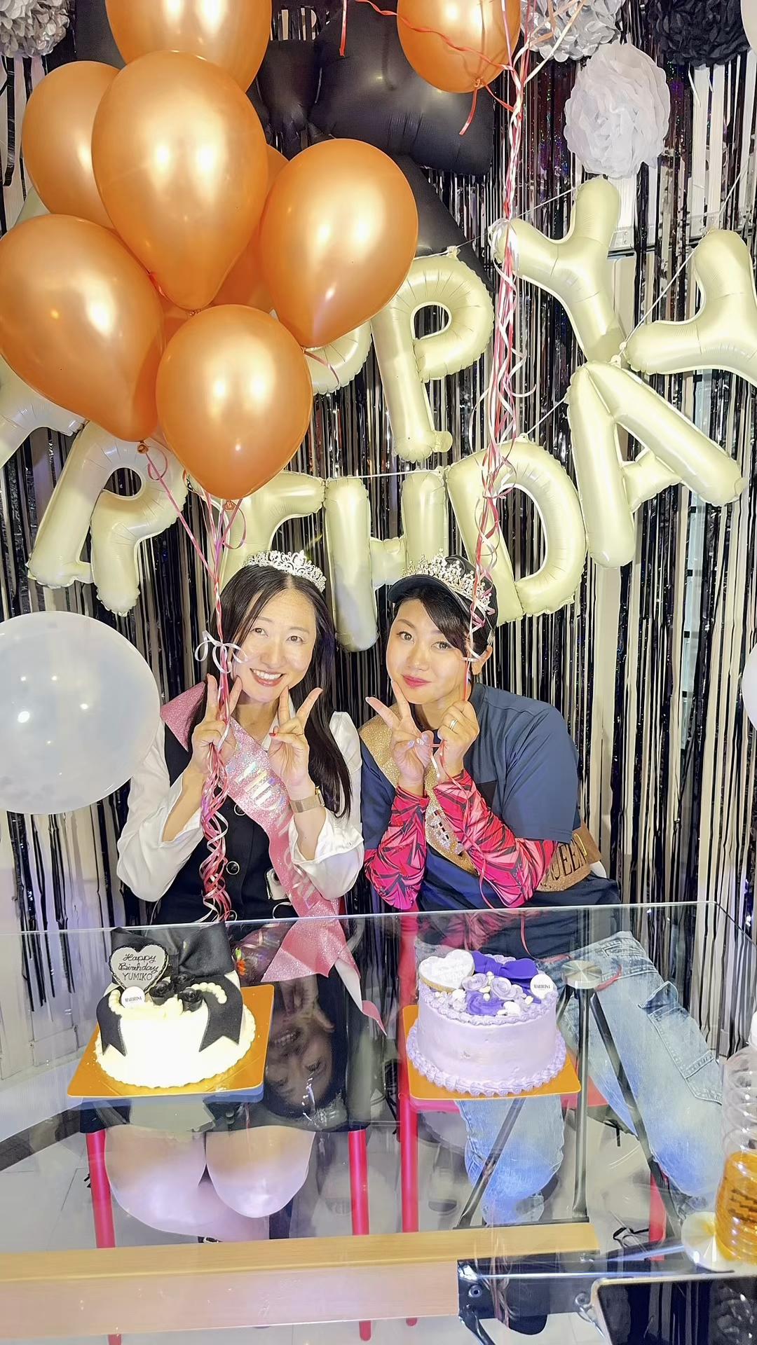 @歌舞伎町に花咲く電工女子達|電気工事|光の世界
