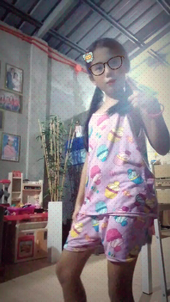 @userRochenkate19