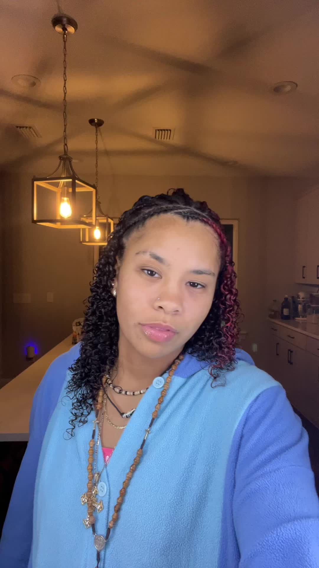 @C🤍