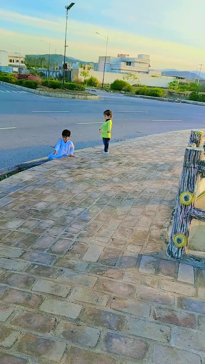 @🇵🇰ANEES KHATTAK🇵🇰