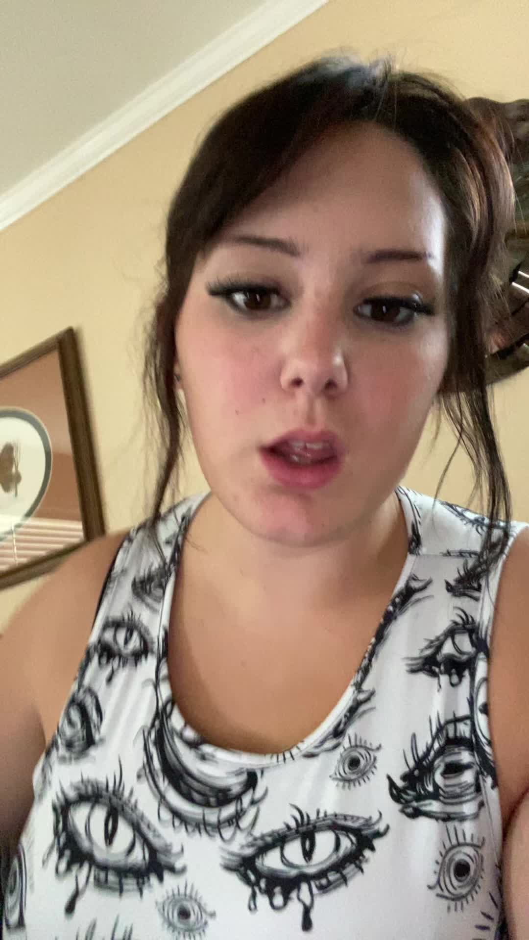 @Emily 🐌