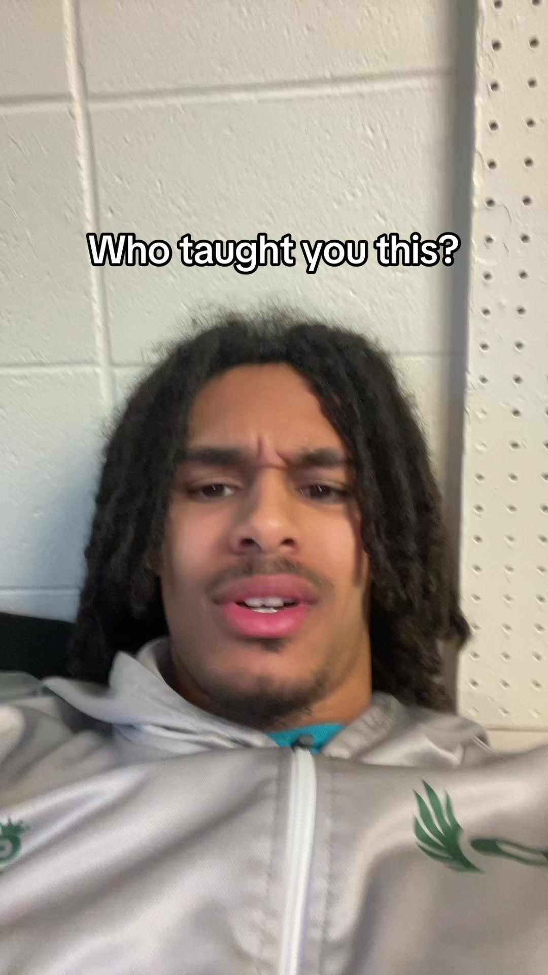 @LJ🦅