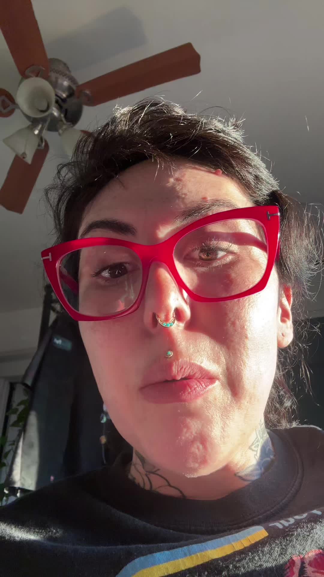 @Chloee