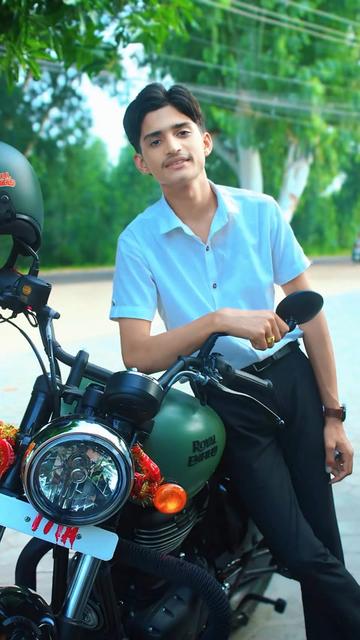 @🇳🇵SHIVAM CHAURASIYA 🇳🇵