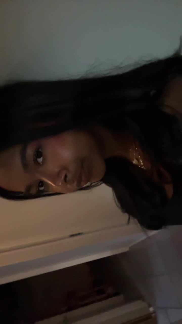 @Bella