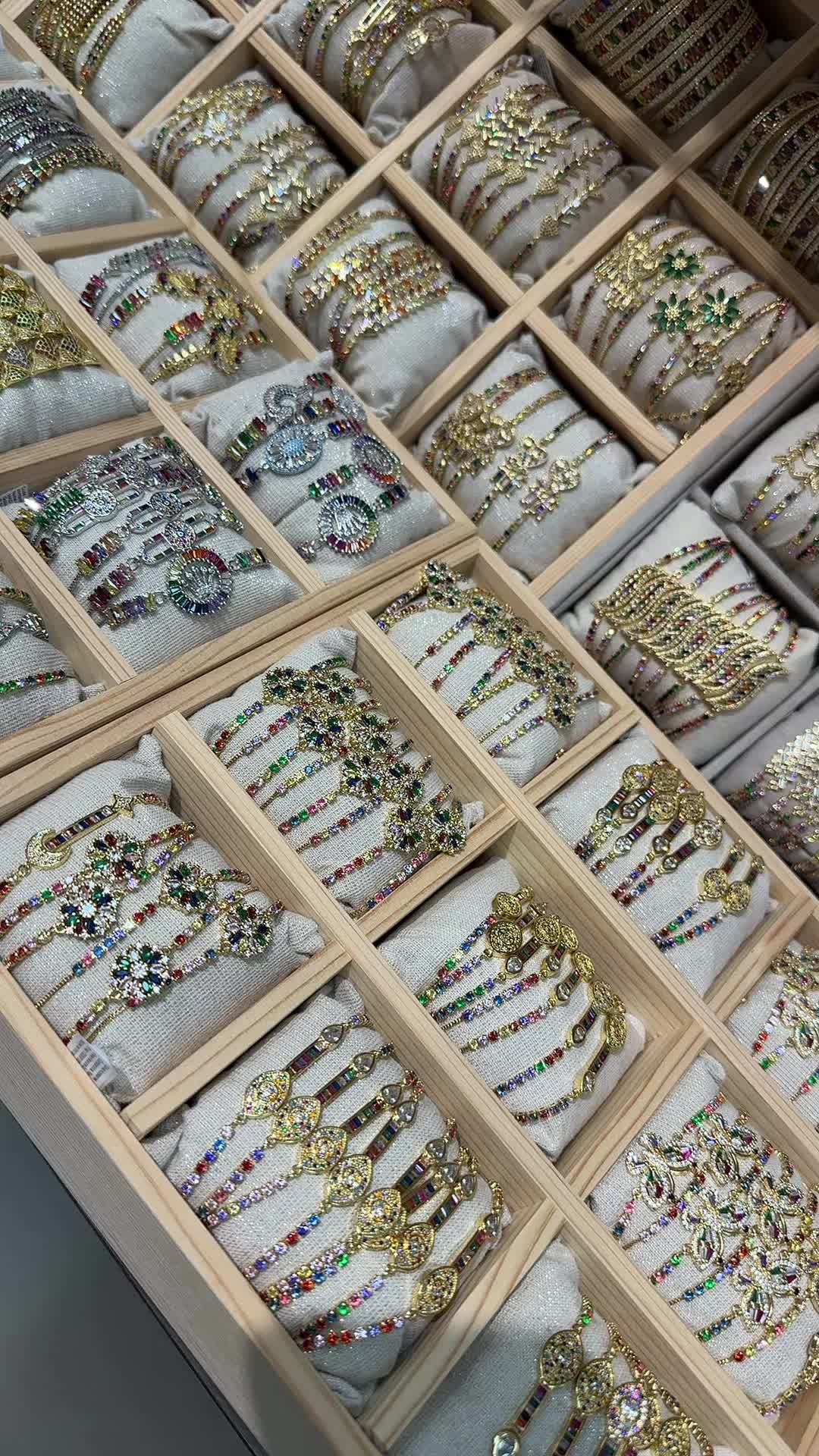 @oliviaaccessories