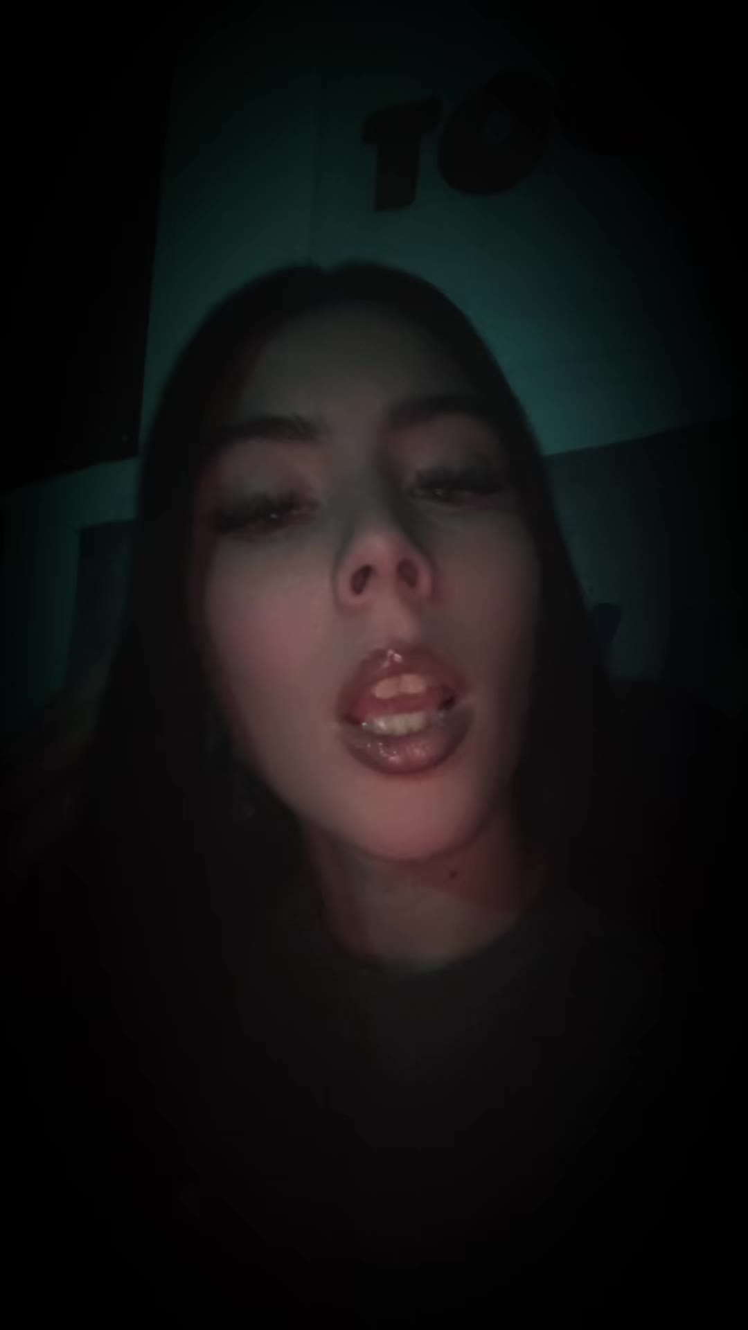 @LeeLee