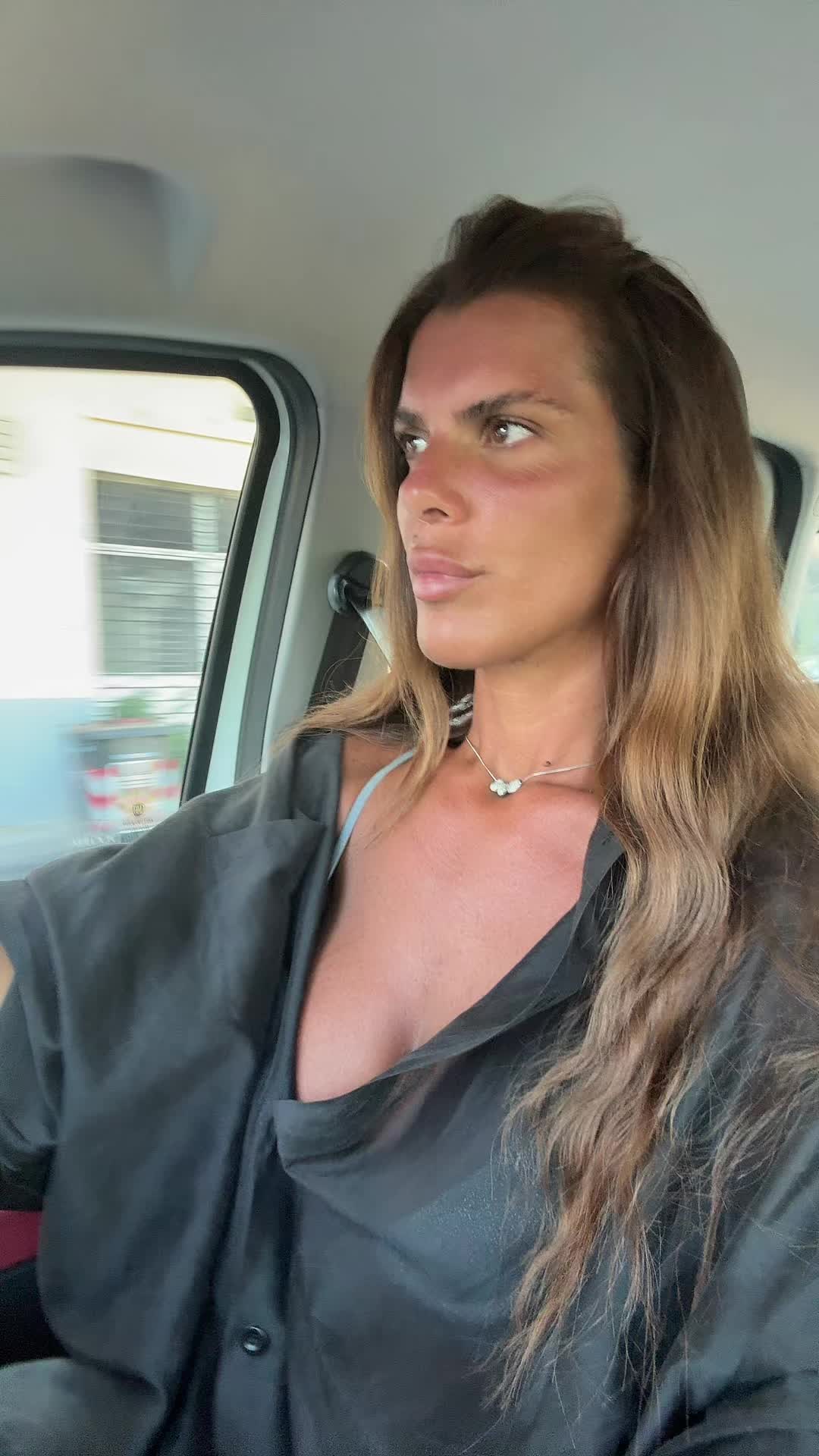 @nunziagiuliano&oacute;li&oacute;