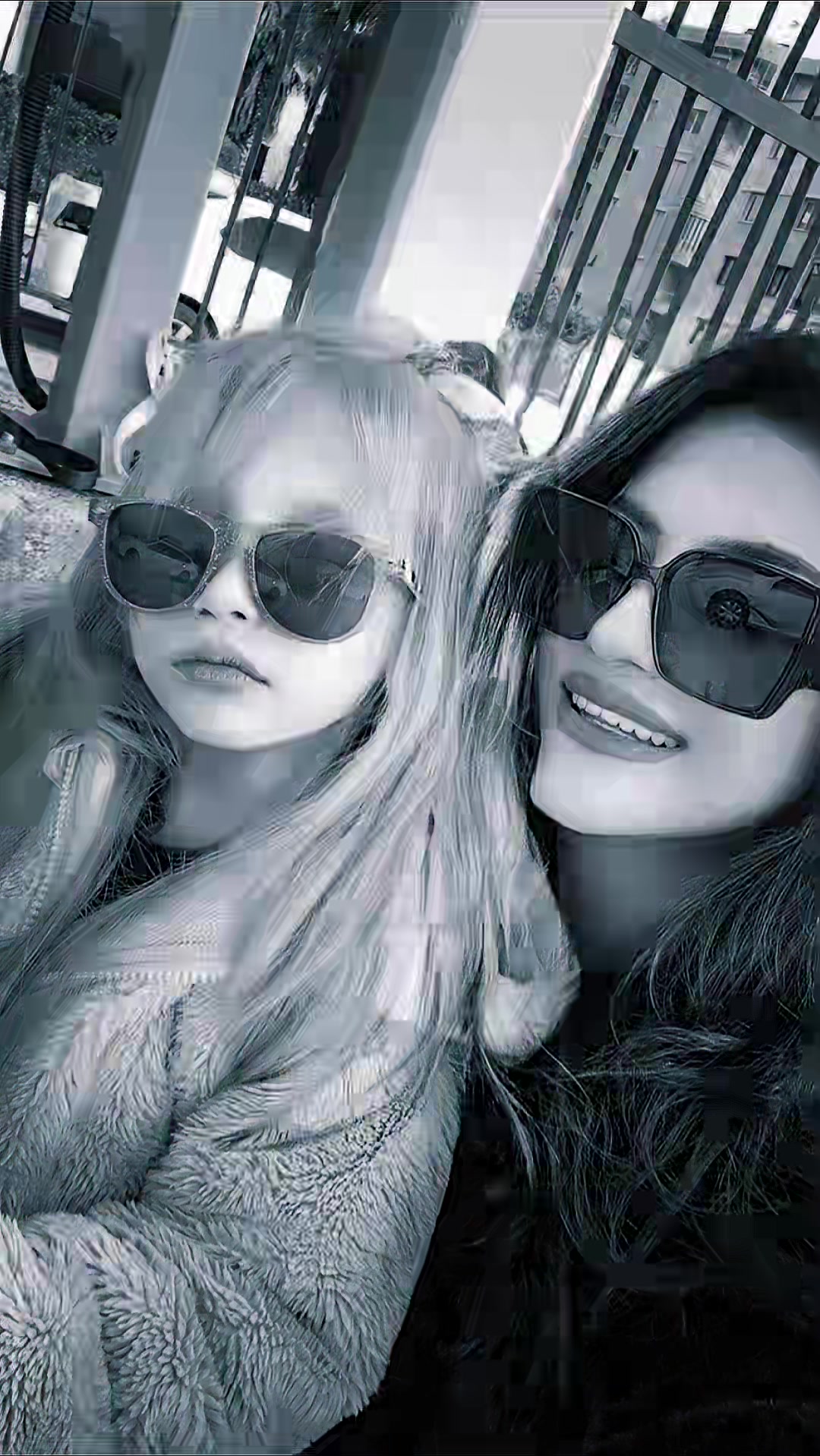 @busraerlik