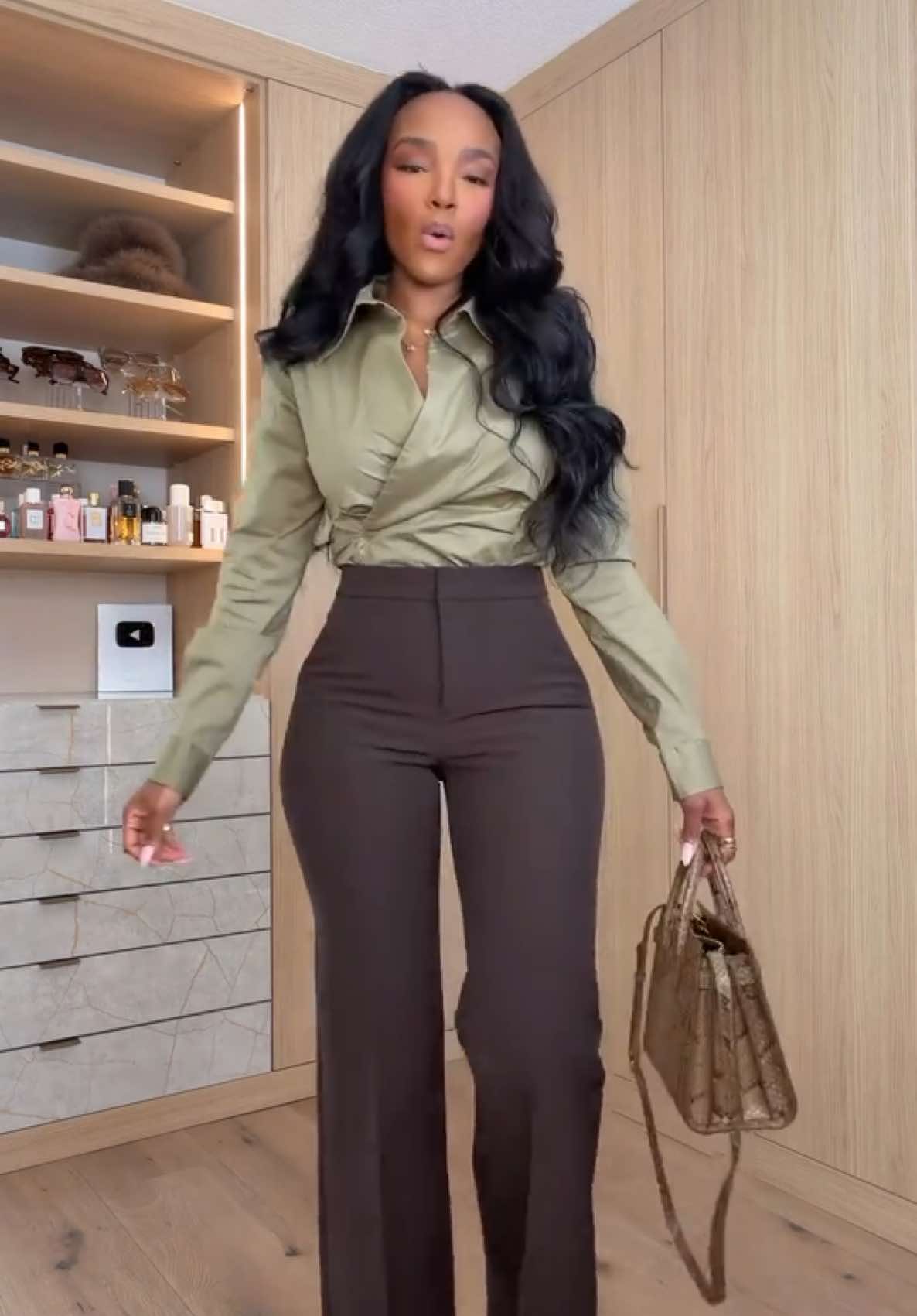 @Kira | Amazon Fashion Finds