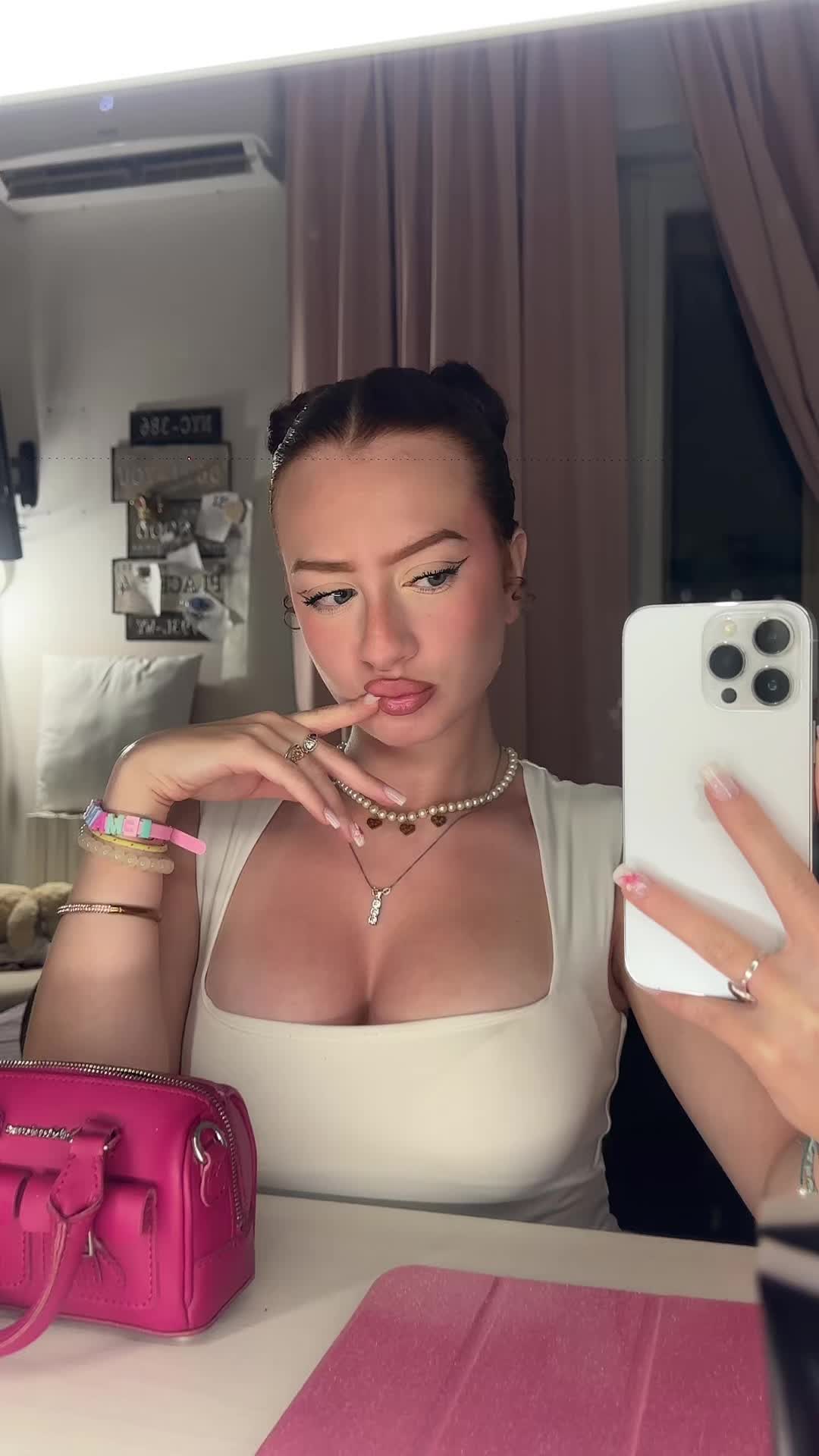 @ohmygoshfabiana
