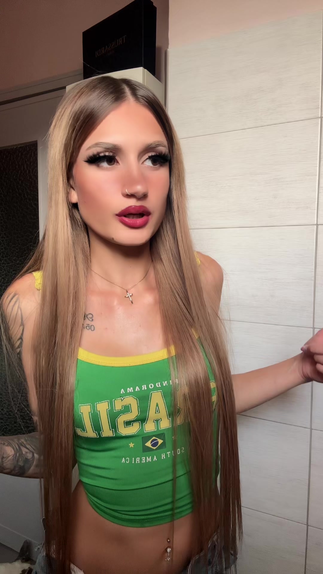 @desyyy