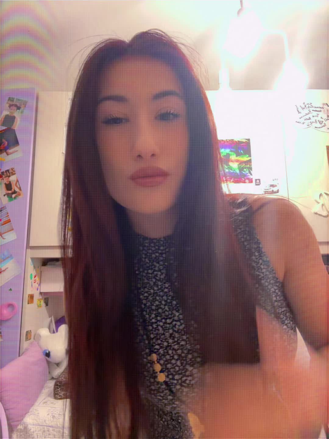 @🦂