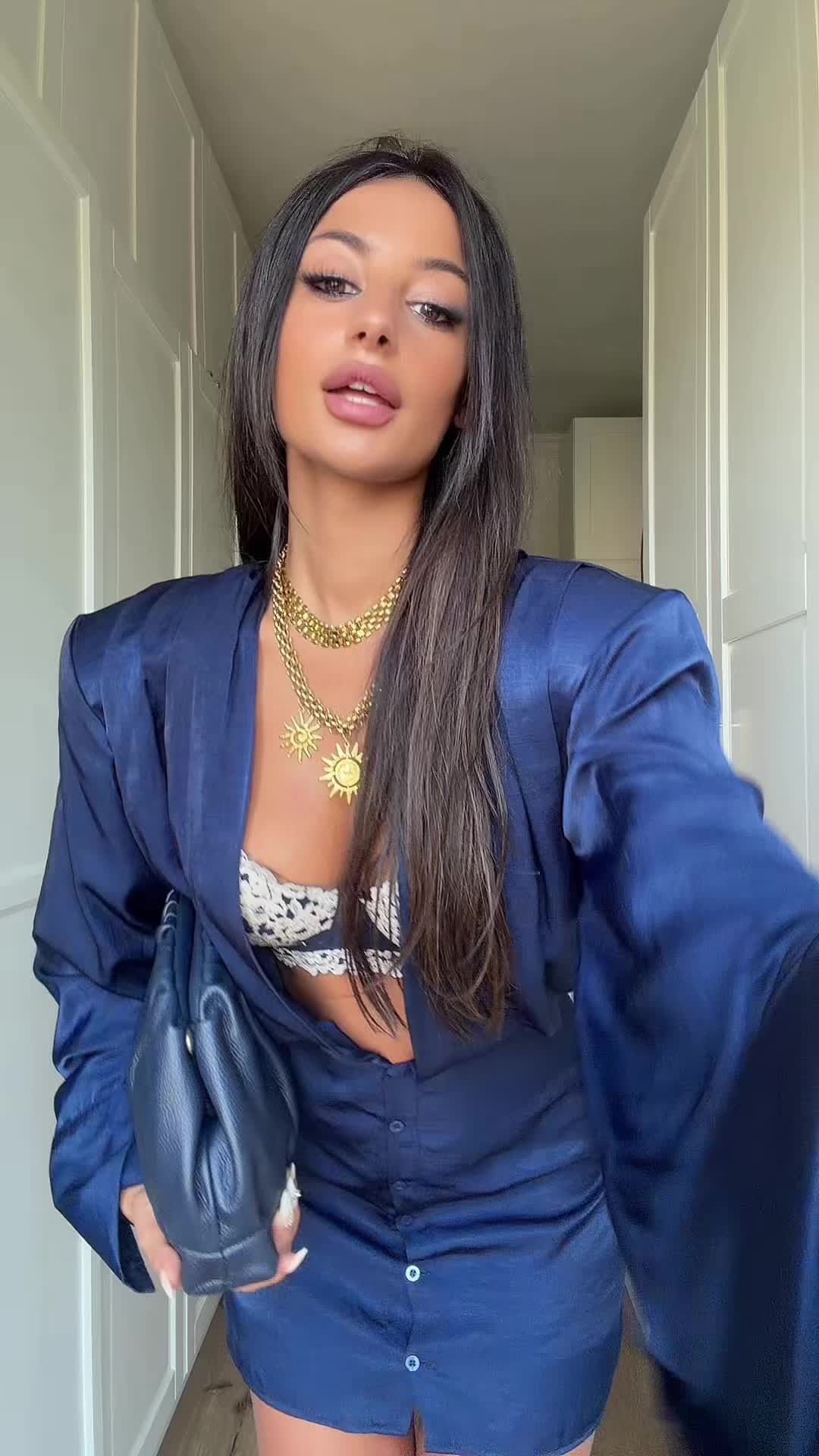 @Ronhire